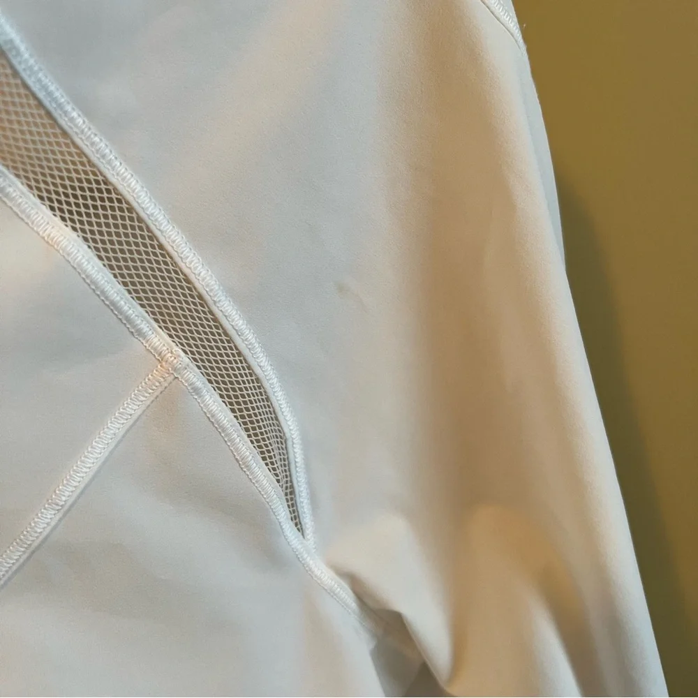Lululemon running jacket - Picture 6 of 7